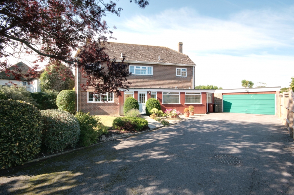 Property for Sale, West Wittering 9 Elms Way Baileys Estate Agent